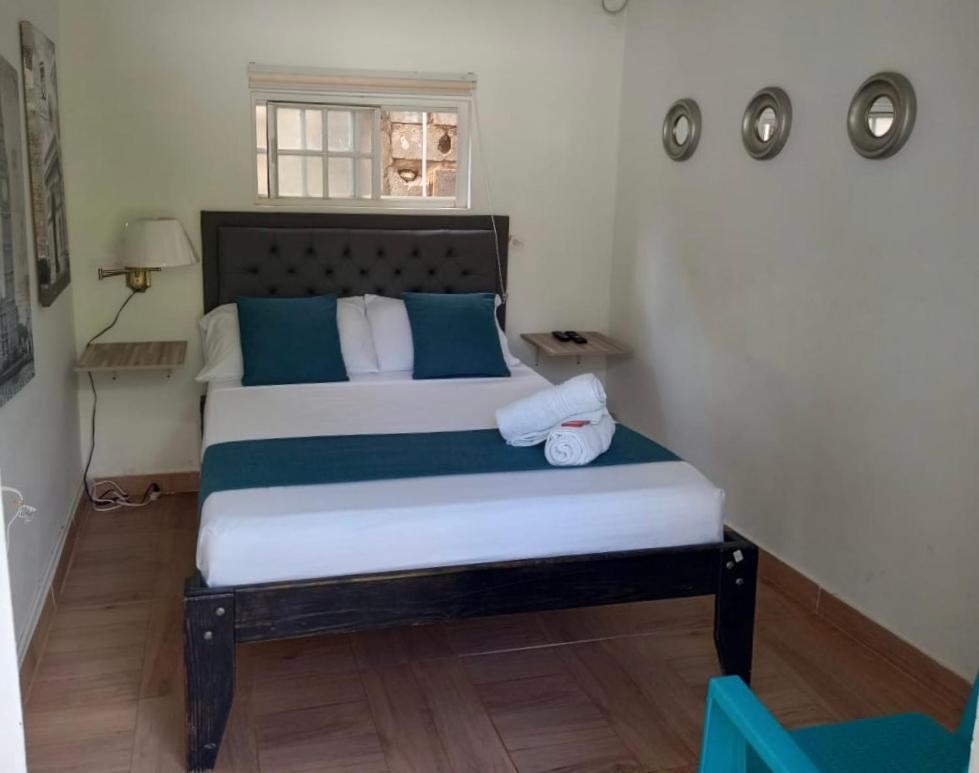 Palo Alto Guest house